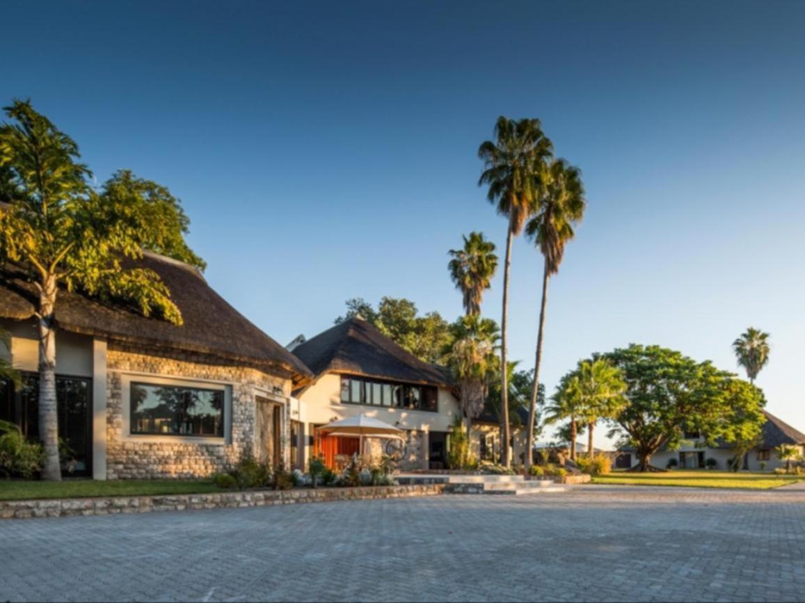 La Rochelle Lodge Namibia Цумеб Экстерьер фото