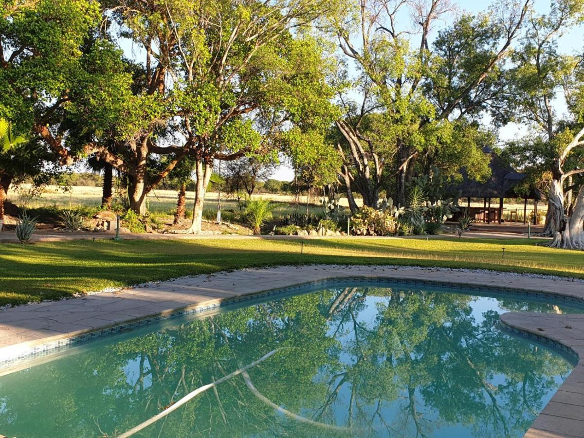 La Rochelle Lodge Namibia Цумеб Экстерьер фото